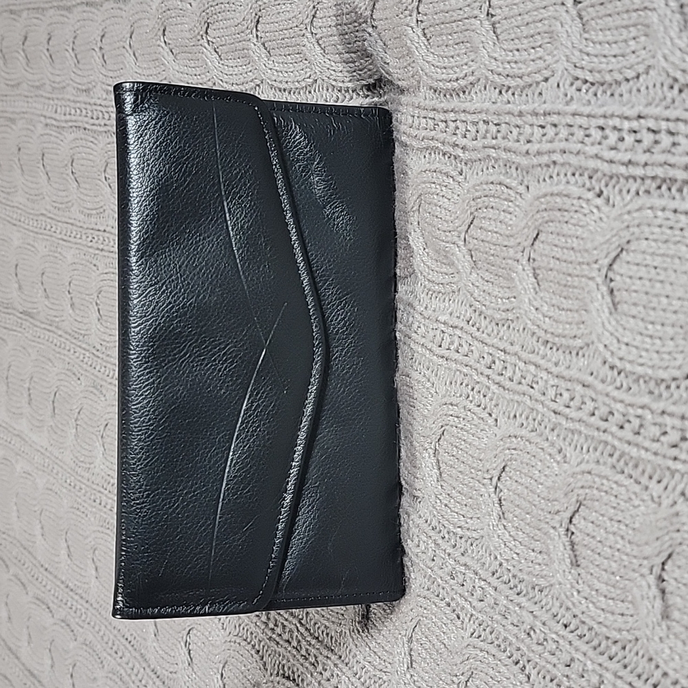 Amity Black Cowhide Wallet